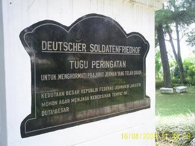 Makam Nazi Jerman di Indonesia