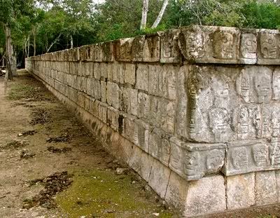 10 Tembok yang Bersejarah di Dunia