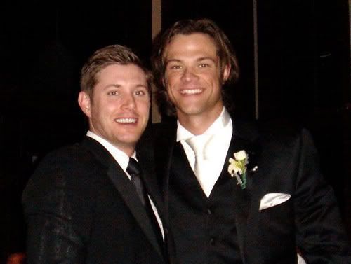 Re Jensen Ackles Thunk Thread The pic is from Jared's wedding 