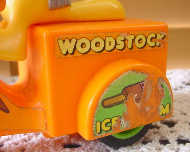 woodstock wind up toy