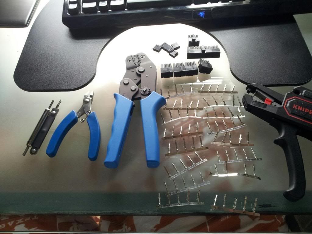 Lutro0Tools_zps2272ec19.jpg